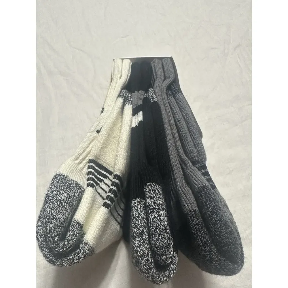 new balance Size Small 3 Pairs lifestyle Crew Socks NB DRY Technology LAS 35111